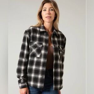 New Kimes Ranch Women’s Plaid Black and White Spokane Shirt Jacket